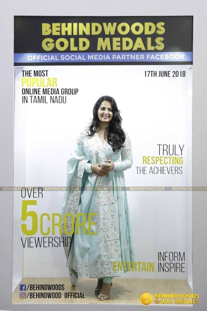 The Red Carpet Photos - Behindwoods Gold Medals 2018 Set 1