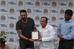 Tree Plantation & Initiative By MCGM & Bhamla Foundation With Sanjay Dutt