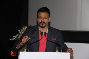 Vivek Oberoi And Sonali Bendre To Support Feed The Future Now