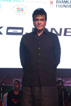 World Environment Day Celebration With Bollywood Stars Organised By Bhamla Foundation