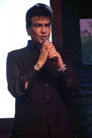 World Environment Day Celebration With Bollywood Stars Organised By Bhamla Foundation