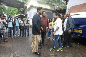 Mubarakan (aka) Mubaarakan