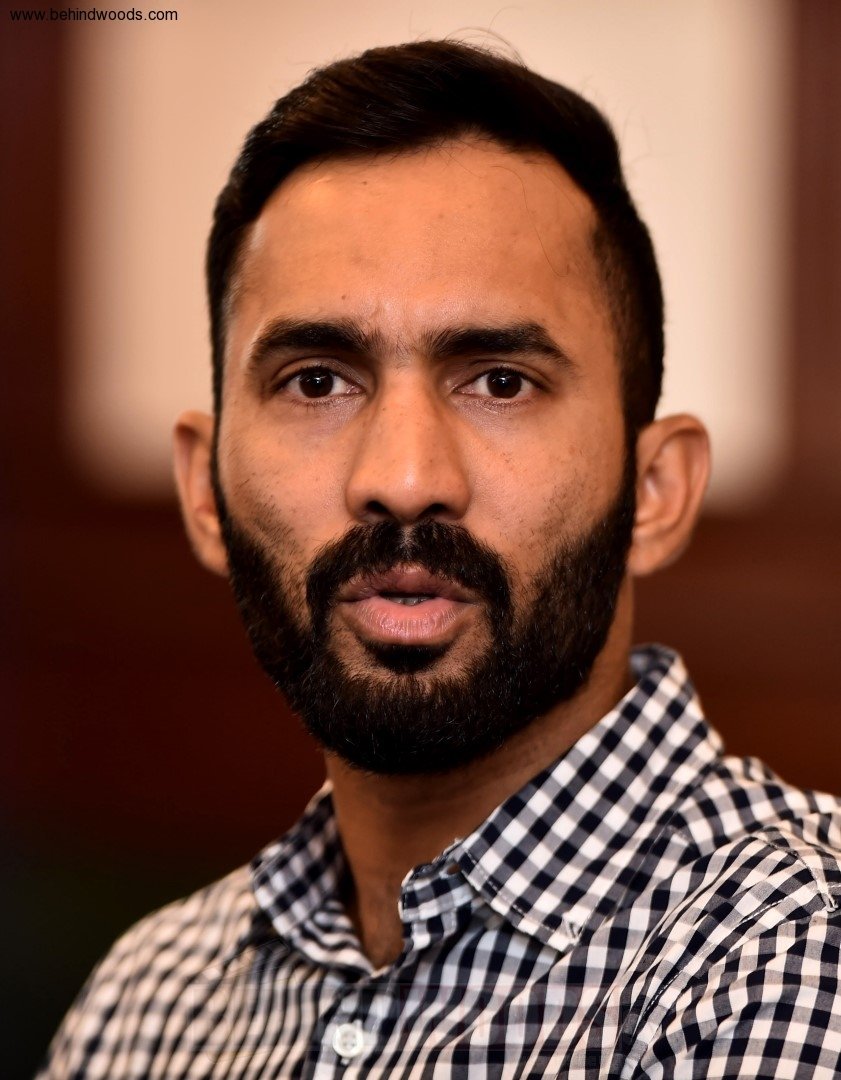 Dinesh Karthik (aka) D K
