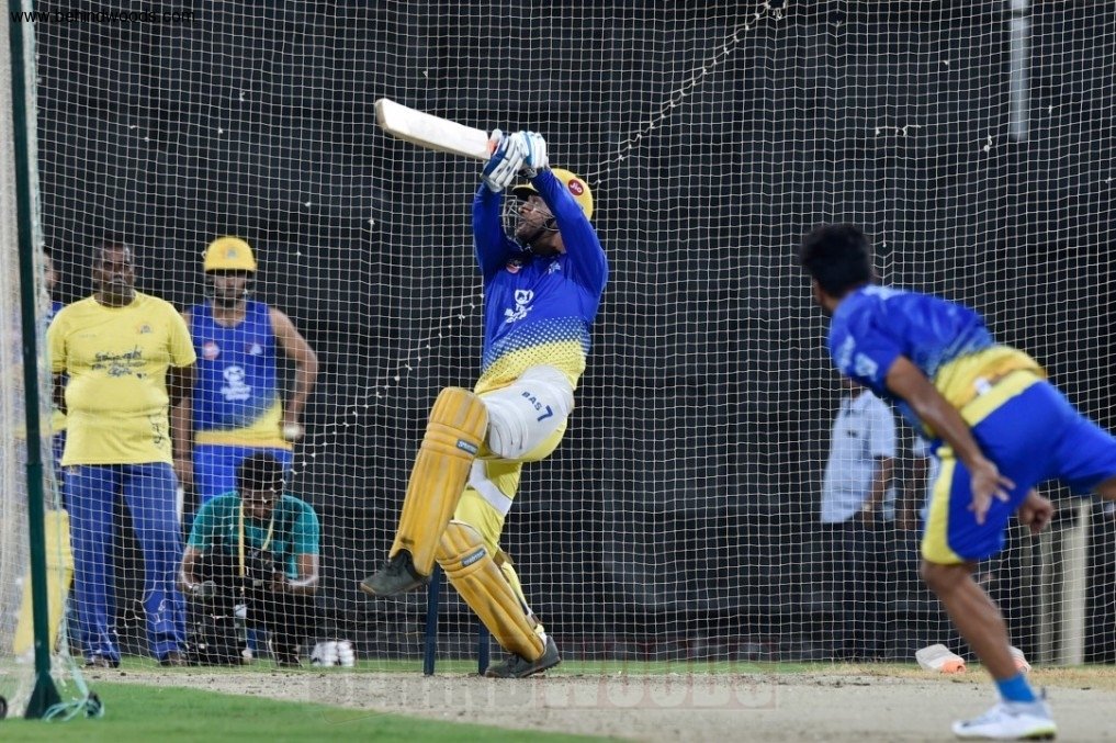 MS Dhoni (aka) Mahendra Singh Dhoni