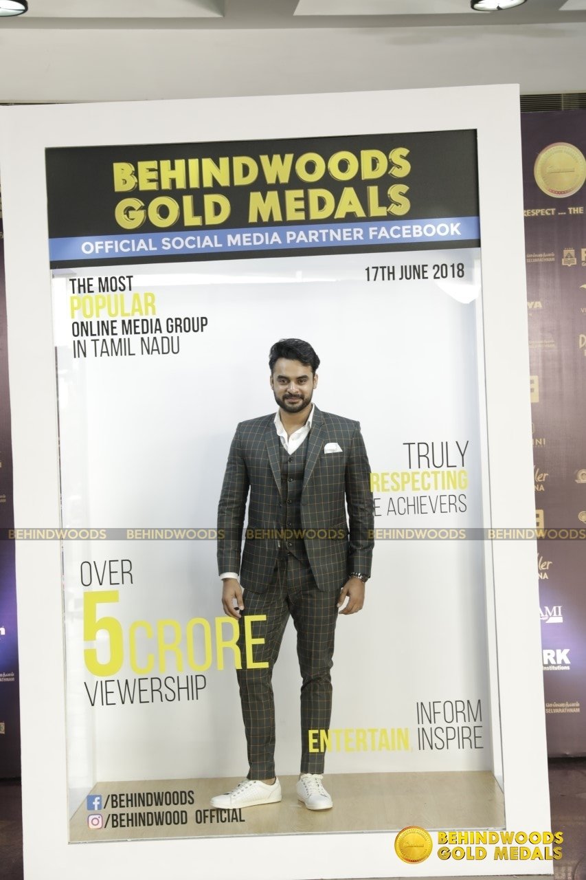 Tovino Thomas (aka) TovinoThomas