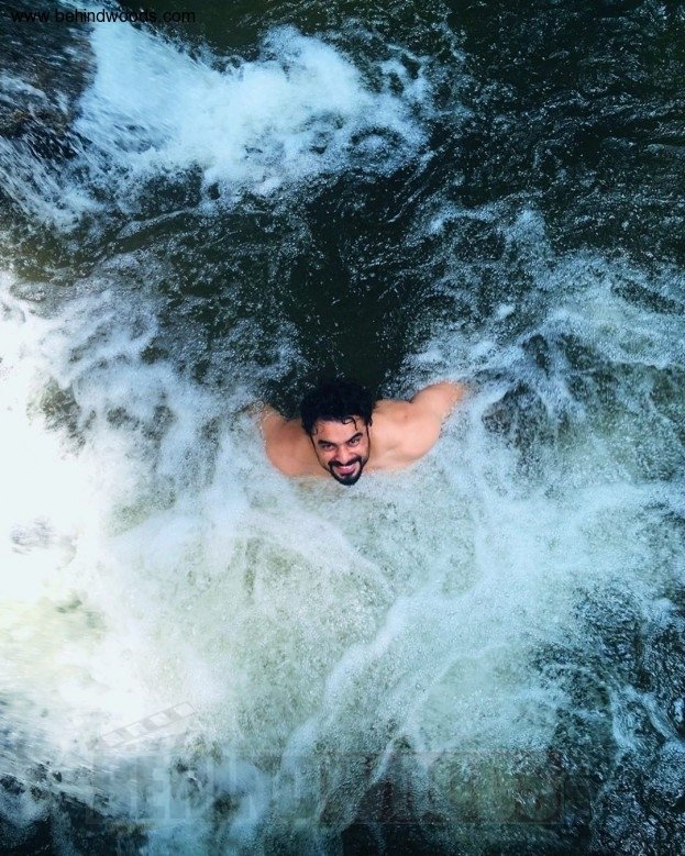 Tovino Thomas (aka) TovinoThomas