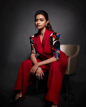 Keerthy Suresh (aka) Keerthi Suresh