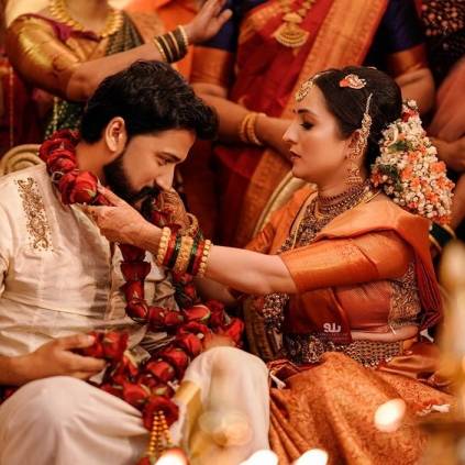 Actress Bhama got married: Suresh Gopi, Miya etc in function