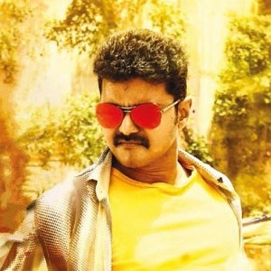 lyricist-vivek-praises-vijays-dance-in-mersal-photos-pictures-stills ''I have seen Mersal Arasan video song''