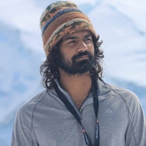 This Legendary superstar's son to debut as a hero in Paapanasam director's next