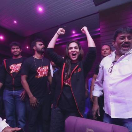 Rajinikanth's daughter Soundharya celebrates Darbar FDFS