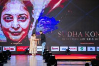 Behindwoods Gold Medals 2017 - The Awarding Set 3