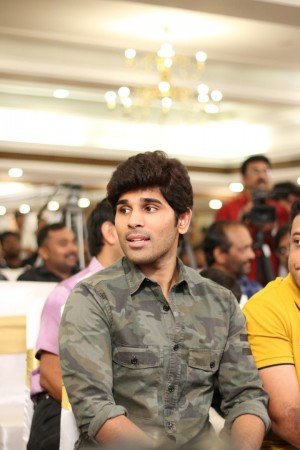 Mohanlal's 1971 Beyond Borders Audio Launch Photos