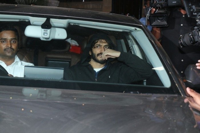 Sridevi's final journey -  funeral