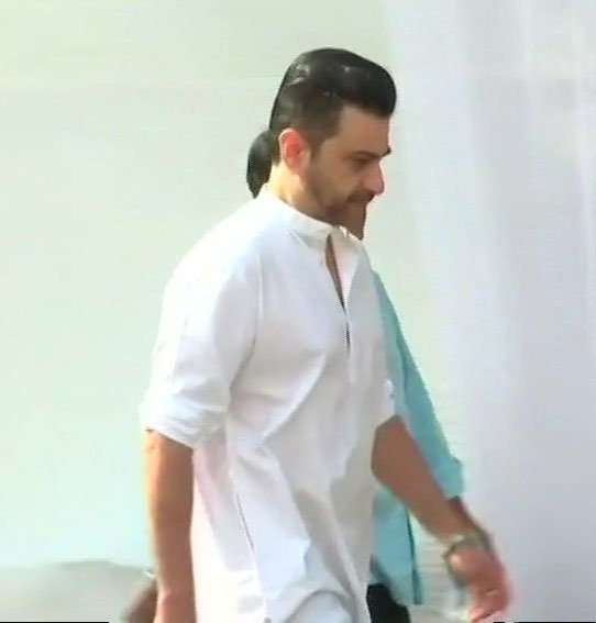 Sridevi's final journey -  funeral