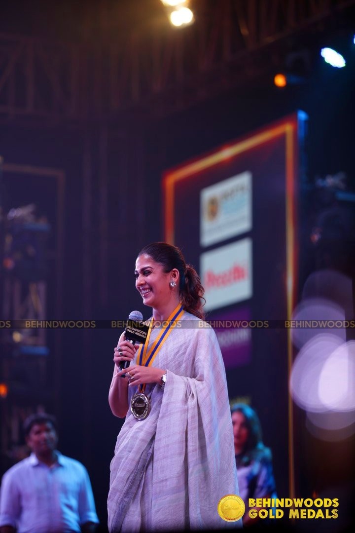 The Awarding Photos - Behindwoods Gold Medals 2018 Set 1