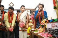 Kaththi Sandai (aka) Kaththi Sandai