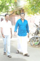 Kaththi Sandai (aka) Kaththi Sandai