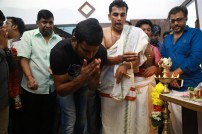 Kaththi Sandai (aka) Kaththi Sandai