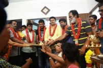 Kaththi Sandai (aka) Kaththi Sandai