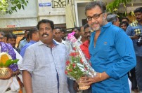 Kaththi Sandai (aka) Kaththi Sandai