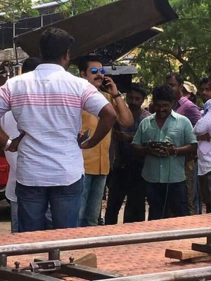 Streetlights (aka) Street lights