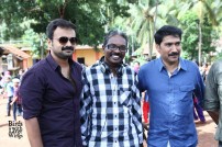 Valiya Chirakulla Pakshikal (aka) Birds With Large Wings