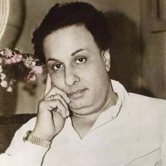 நட்போவியம்!