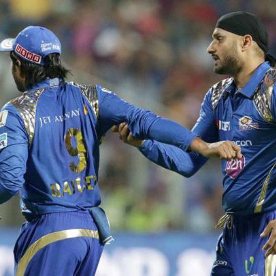 Harbhajan Singh vs Ambati Rayudu - 2016