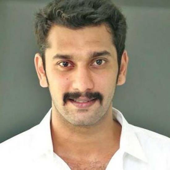 அருள்நிதி 