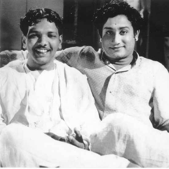 கருணாநிதியின் அனல் பறக்கும் எழுத்தும் பேச்சும்