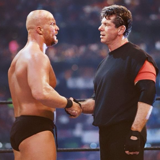 Steve Austin turns Heel