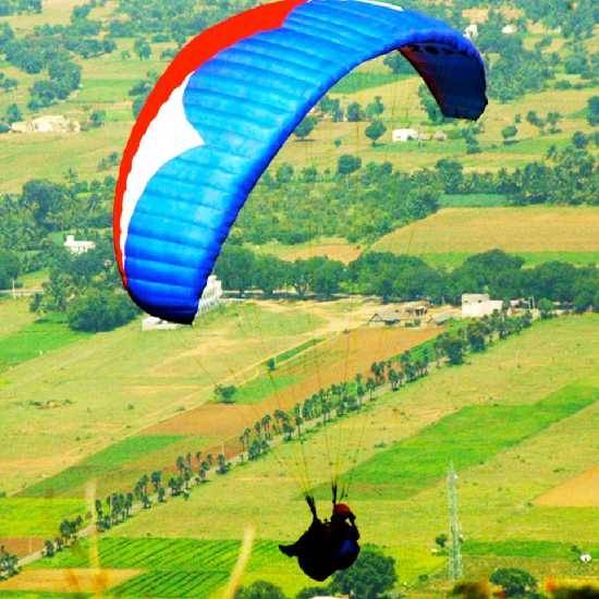 Paragliding in Yelagiri, Tamil Nadu
