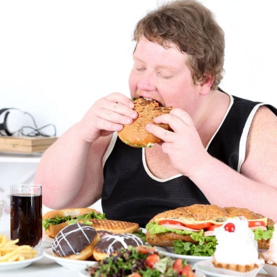 Eating heavy food at night