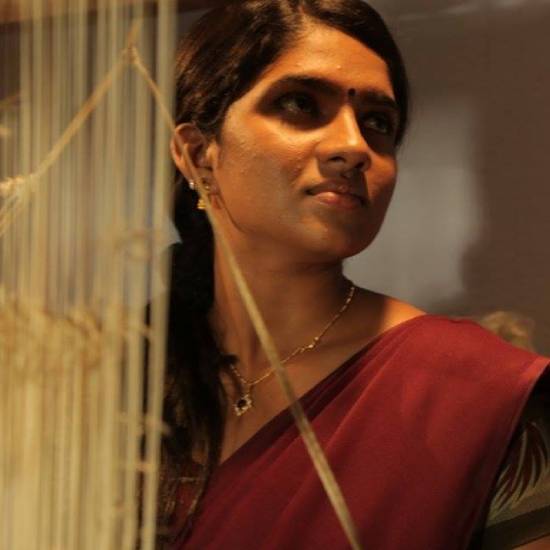 கைத்தறி மற்றும் சிறு, குறு, நடுத்தர தொழில்கள்