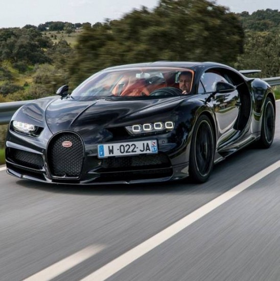 10. Bugatti Chiron > Price Tag: $ 2.5 million