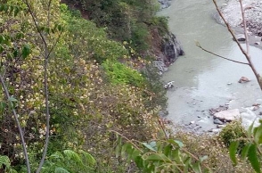 24 dead, 8 injured as bus plunges into deep gorge