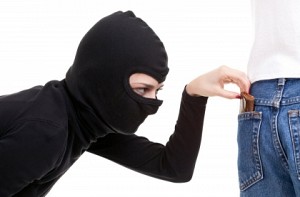 90% pickpockets at Delhi Metro are women: CISF