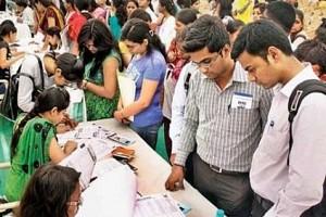 Top Companies Accenture, Amazon, Wipro, Tech Mahindra & Others Hiring Freshers: Report! 