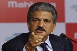 'You are stupid,' man tweets Anand Mahindra. He gives the most savage reply!