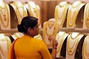 Gold Price Falls for Second Day; Biggest Decline Since March: Check Rates!