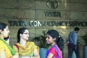 Good News For IT Professionals in the US! TCS Plans To Hire 10,000 Staff - Report! 