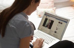 Four men arrested for blackmailing a woman