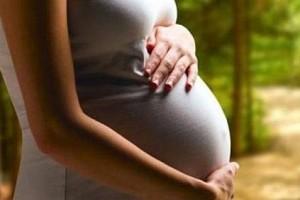 69 Pregnant Women at Pune, alarmed after Radiologist tests positive for COVID-19