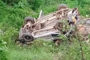 Tragic! 9 Children Killed As School Van Falls Into Gorge: Photos Viral
