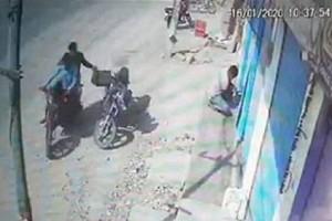Video: 2 Men On Bike With Utter Ease Snatch Bag With Rs 20 Lakh Gold, Silver, Cash   