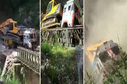 Bridge collapse heavy truck passes by in Uttarakhand