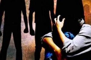 Class 10 girl gangraped by boyfriend, his friends, video recorded, commits suicide!