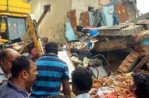 6 dead, many injured as 3 storeyed building collapsed
