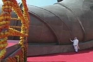 Divya Spandana targets PM Modi yet again! Faces backlash from own party